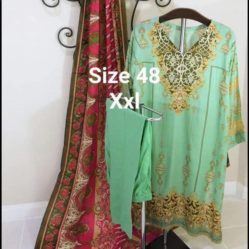 Maliks couture lawn shalwar kameez